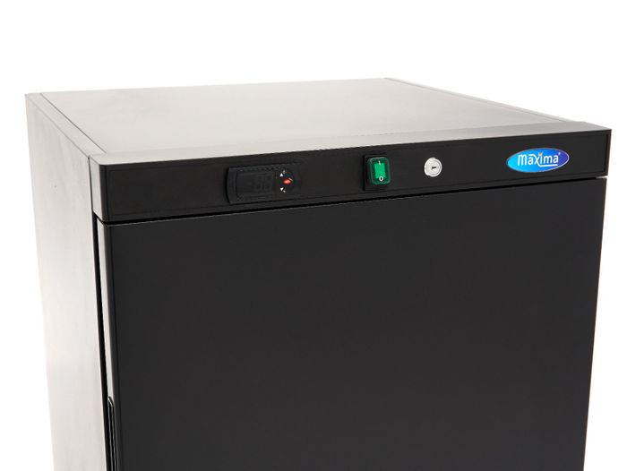 MAXIMA Gastro Kühlschrank - 200 l - 3 Verstellbare Regale - Schwarz