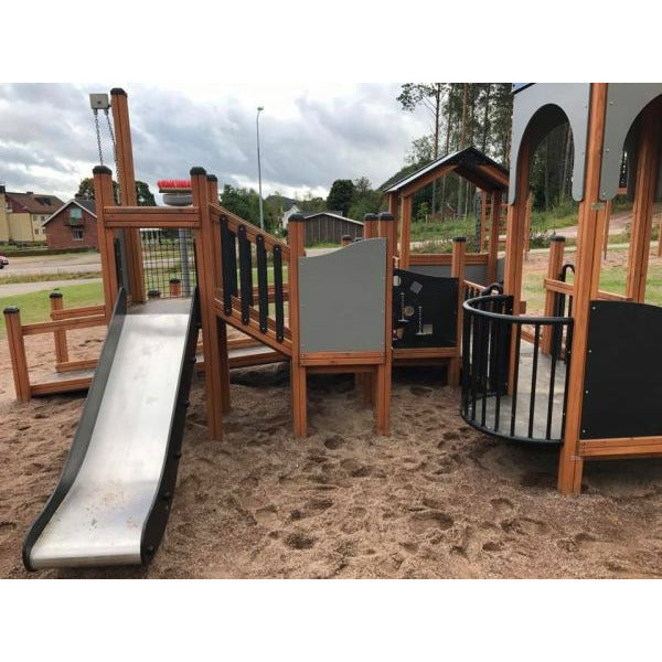 Lars Laj Spielplatz Campanille Spielplatz