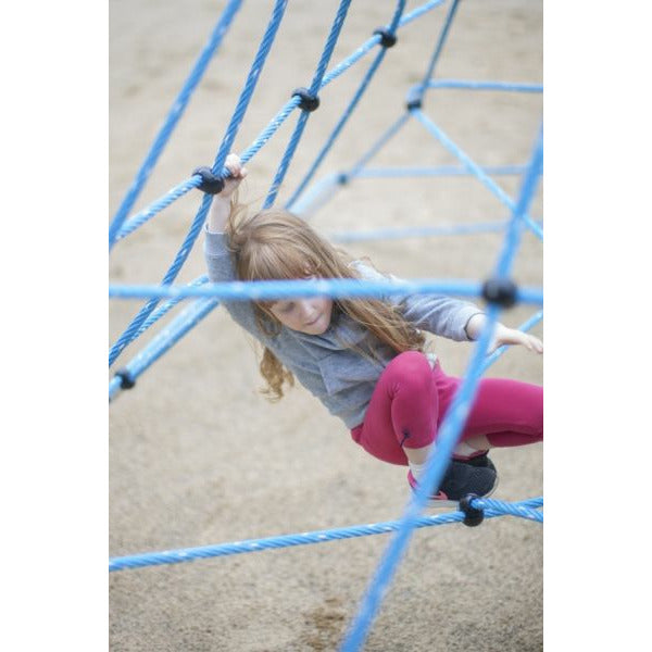 Lars Laj Spinnennetz Klein Spielplatz