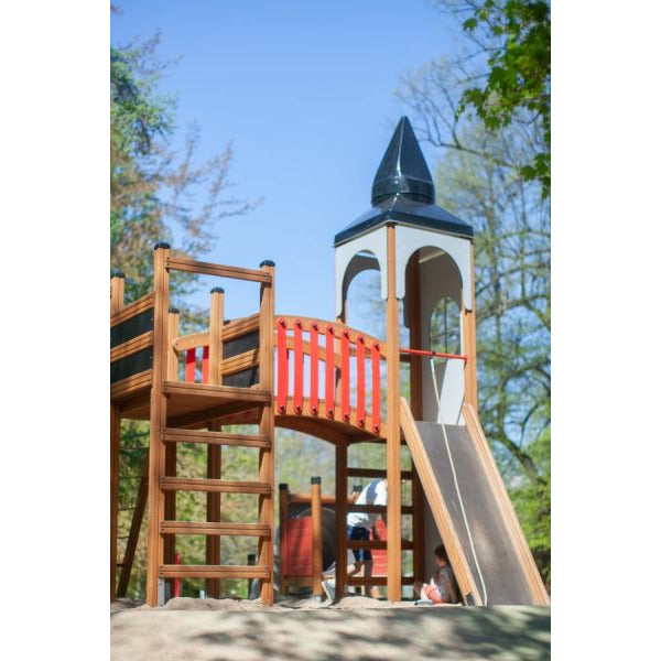 Lars Laj Alcazar Spielplatz