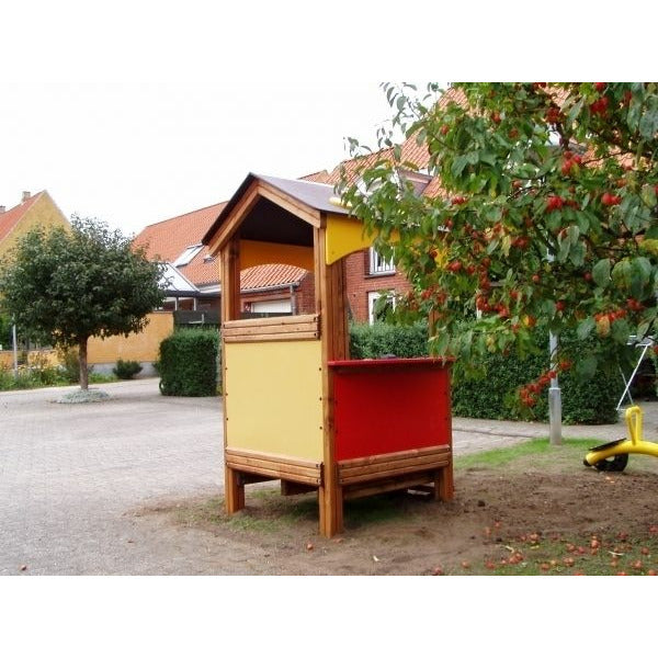 Lars Laj Spielhaus Spielplatz