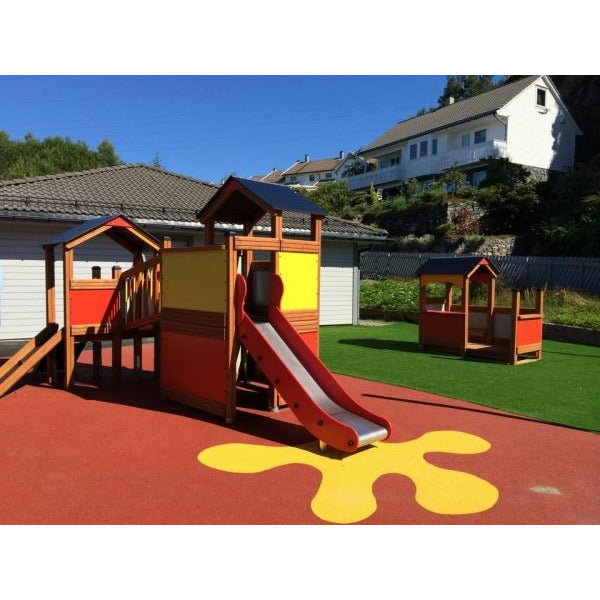 Lars Laj Häuschen mit Veranda Spielplatz