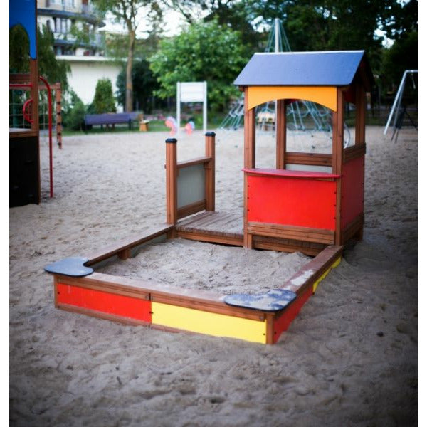 Lars Laj Villa Spielplatz