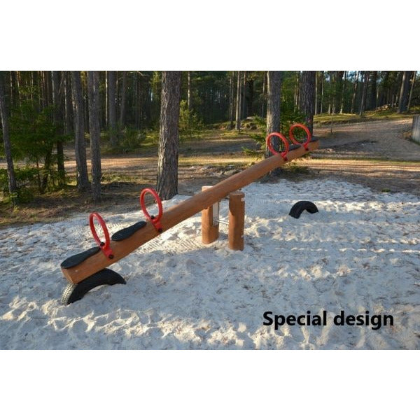 Lars Laj Wippe Nature Spielplatz