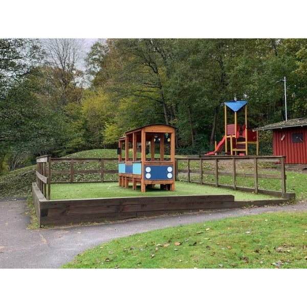 Lars Laj Bus Spielplatz