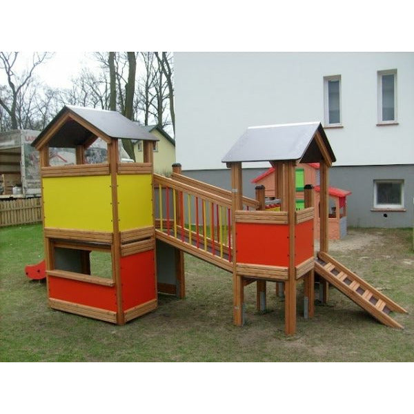 Lars Laj Schloss Spielplatz