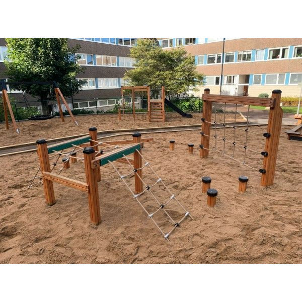 Lars Laj Obstacle course Spielplatz