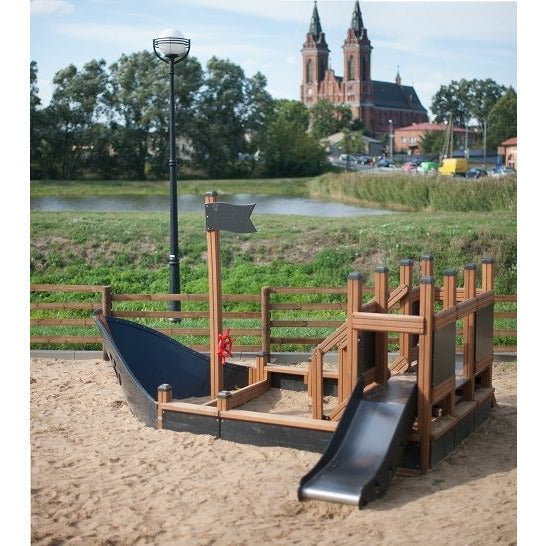 Lars Laj Kleines Schiff Natur Spielplatz