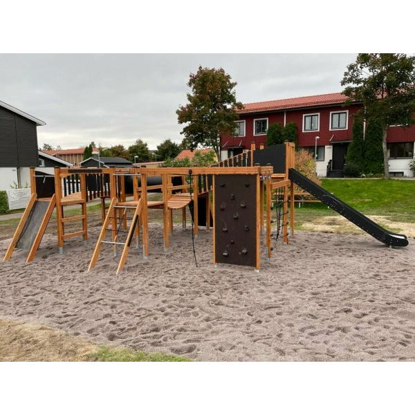 Lars Laj Piraten Basis Natur Spielplatz