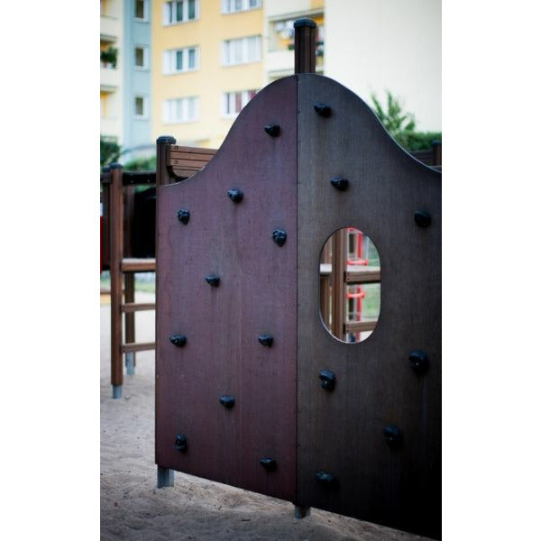 Lars Laj King-Kong Burg Natur Spielplatz