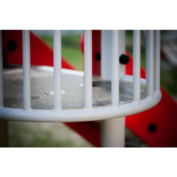 Lars Laj Spielturm Grashüpfer Spielplatz