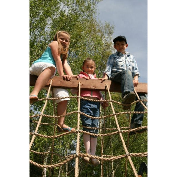 Lars Laj Schiff Natur Spielplatz