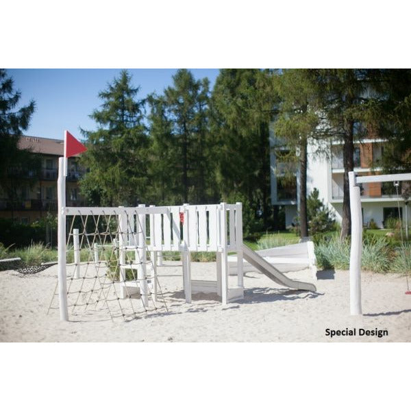 Lars Laj Schiff Natur Spielplatz