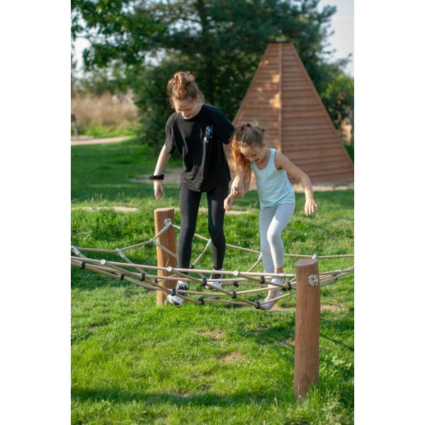 Lars Laj Diamantnetz Spielplatz