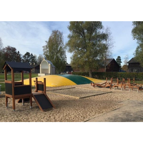 Lars Laj Spielhäuschen Natur Spielplatz