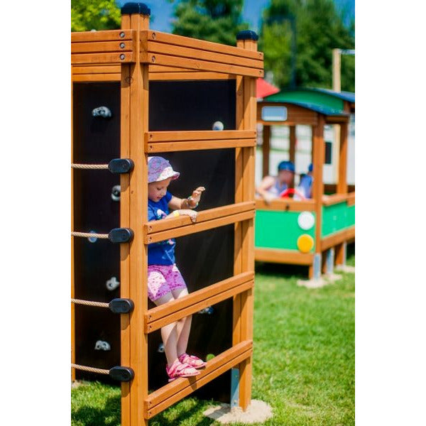 Lars Laj Kletterkiosk II Spielplatz