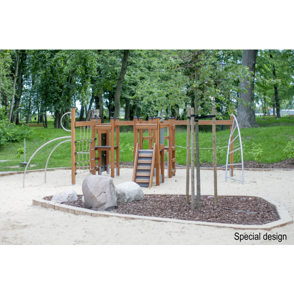 Lars Laj Kletteranlage Panther Spielplatz