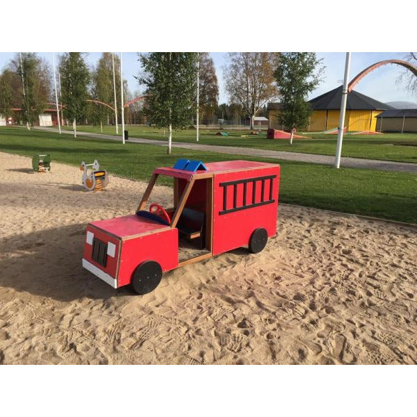 Lars Laj Feuerwehr LKW Spielplatz