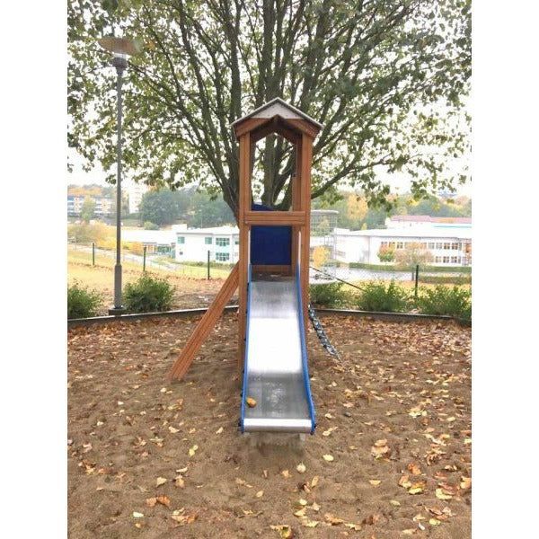 Lars Laj Spielturm Polizei Spielplatz