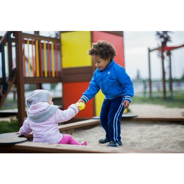 Lars Laj Integration Sandkasten Spielplatz