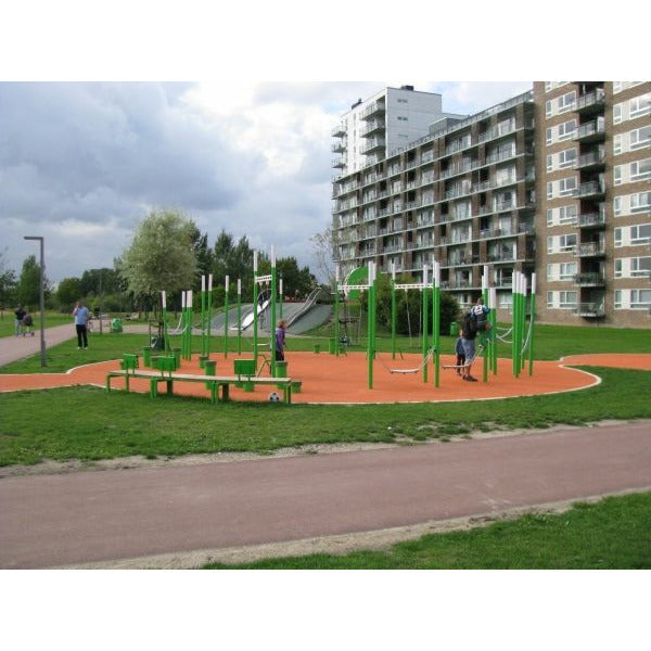 Lars Laj Schaukel Spielplatz