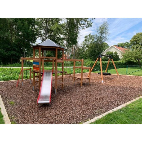 Lars Laj Leuchtturm mit Klappbrücke Spielplatz