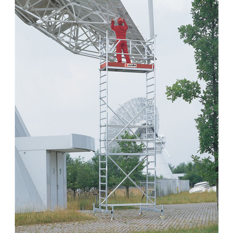 EUROLINE laddersteiger type 9511 met rijbalken/stempels (type 0,75 x 1,80)