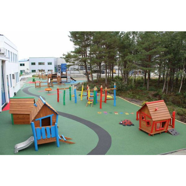 Lars Laj Olles Spielhaus Spielplatz